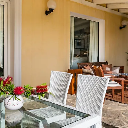 Aquila Giardino Villa Is Molas