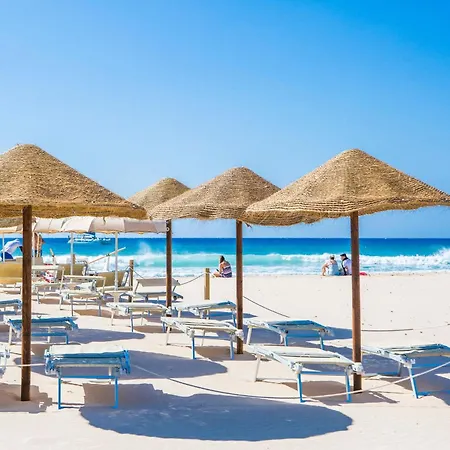 Aquila Giardino * Is Molas