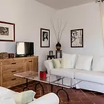 Aquila Giardino Villa *